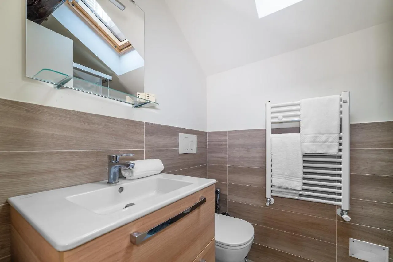 Brera - Sella Charme Apartment Castle View Mailand
