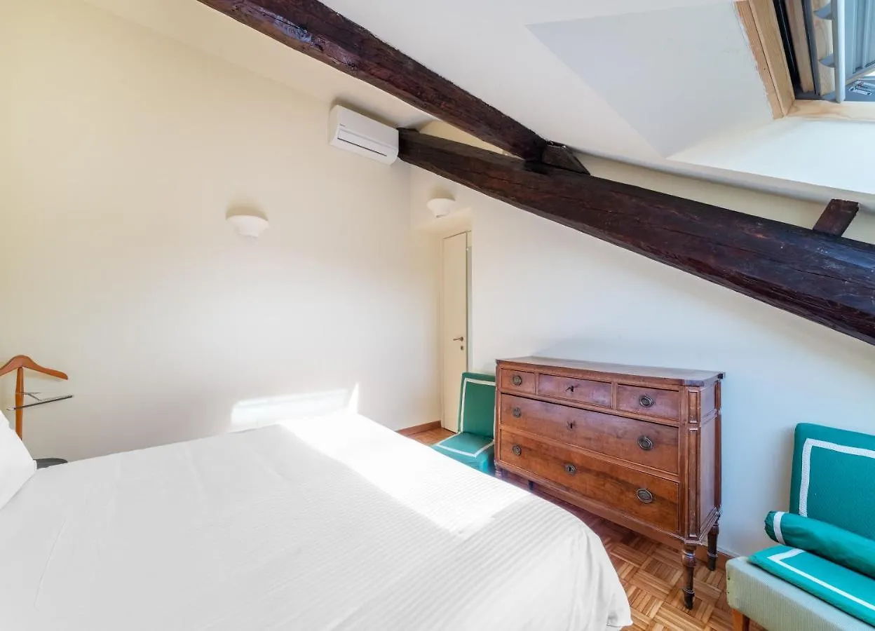 Brera - Sella Charme Apartment Castle View Mailand