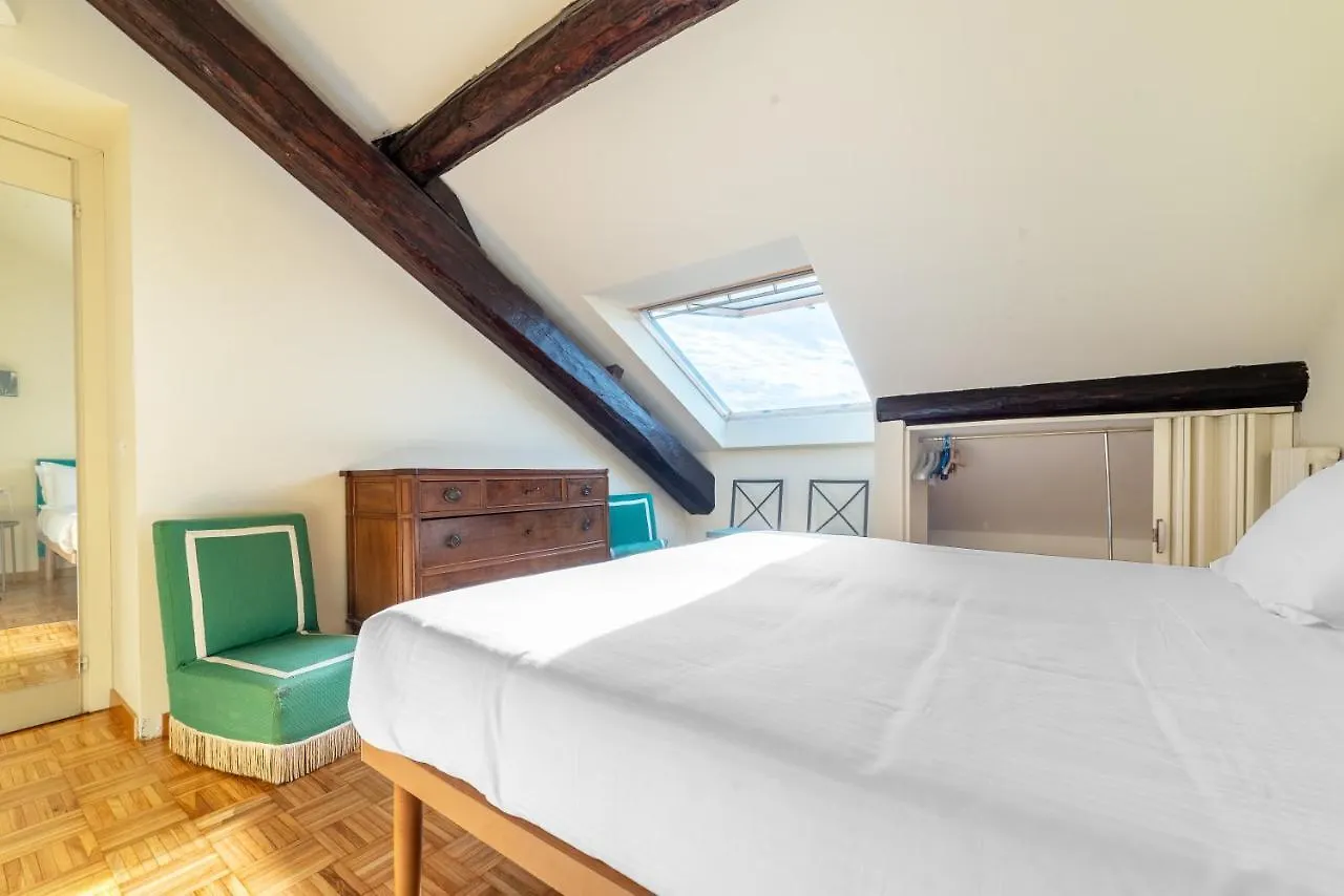 Brera - Sella Charme Apartment Castle View Mailand